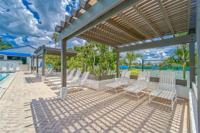 513 BAYPORT WAY 513, Longboat Key, FL 34228