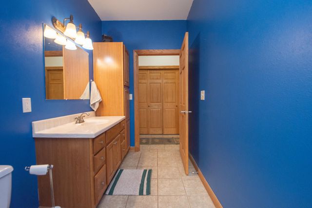 11905 Hunter Drive, Lake Park, MN 56554