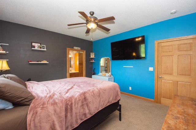 11905 Hunter Drive, Lake Park, MN 56554