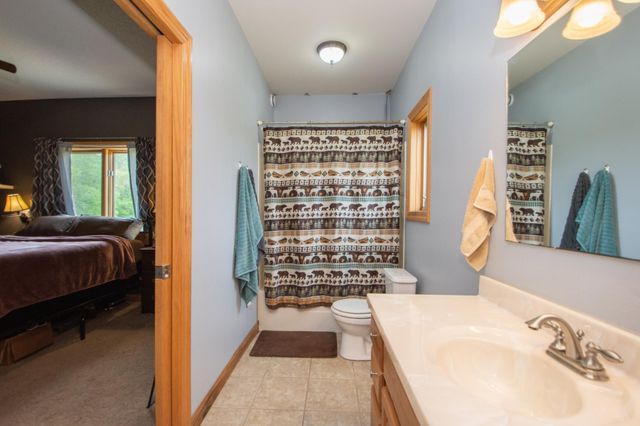 11905 Hunter Drive, Lake Park, MN 56554