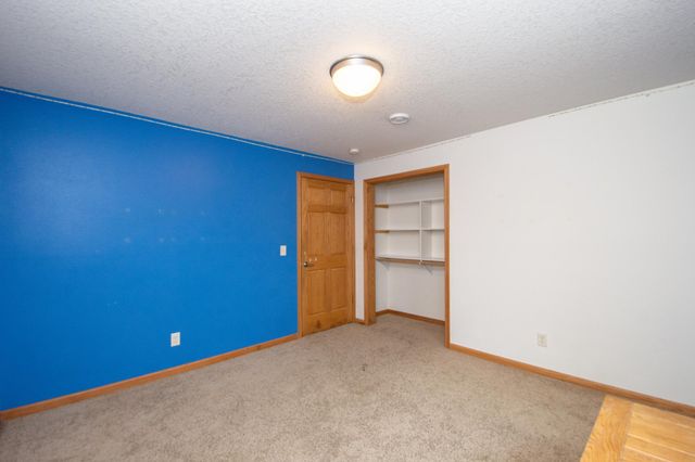 11905 Hunter Drive, Lake Park, MN 56554