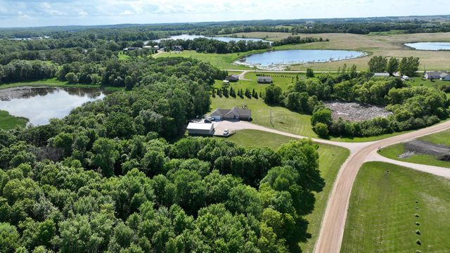 11905 Hunter Drive, Lake Park, MN 56554