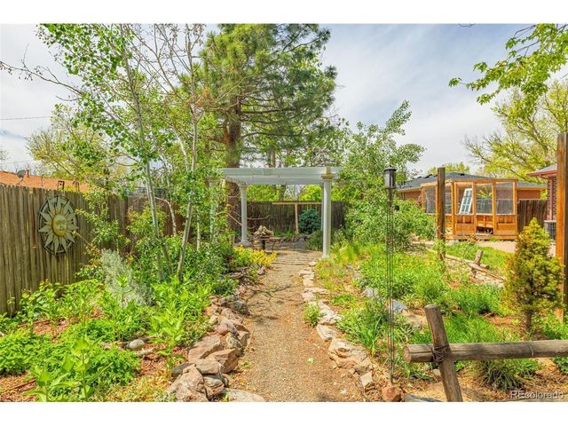 12164 E Ohio Ave, Aurora, CO 80012