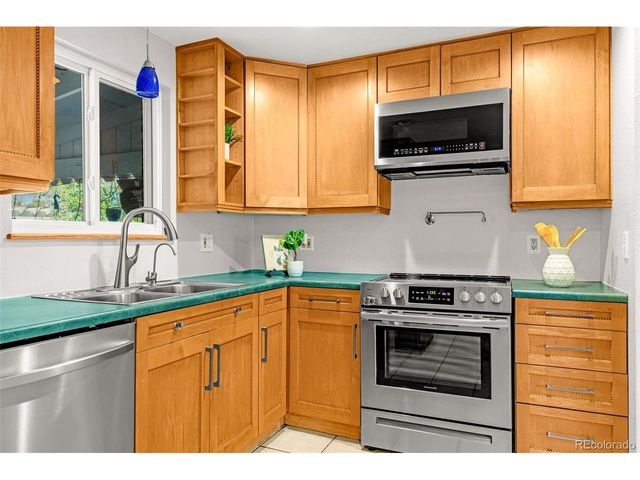 12164 E Ohio Ave, Aurora, CO 80012