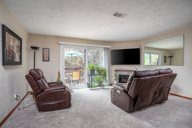 2505 26th Avenue Court I, Rock Island, IL 61201
