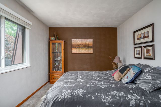 2505 26th Avenue Court I, Rock Island, IL 61201