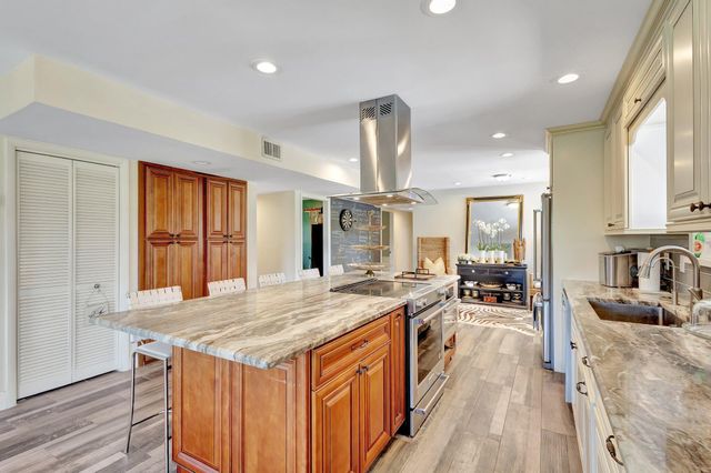 5446 Reynolds Road, Lake Worth, FL 33449