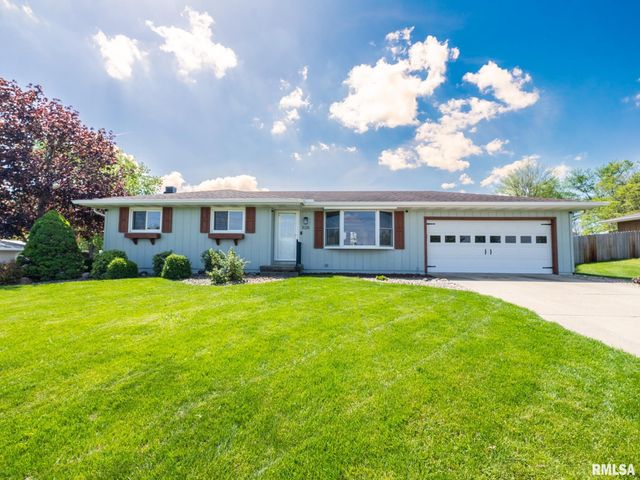 1128 W PROGRESS Street, Metamora, IL 61548