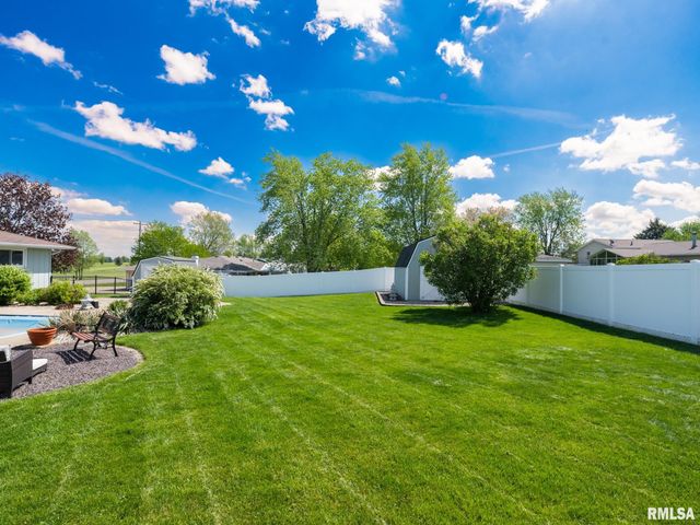 1128 W PROGRESS Street, Metamora, IL 61548