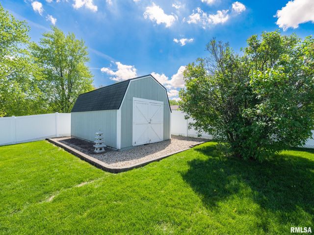 1128 W PROGRESS Street, Metamora, IL 61548