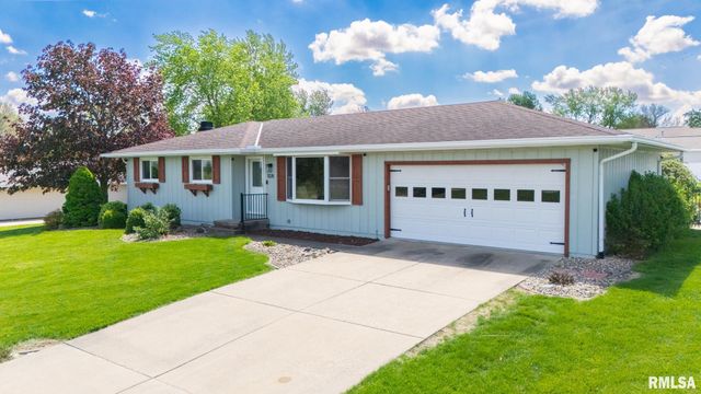 1128 W PROGRESS Street, Metamora, IL 61548