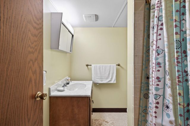 1710 Fry Street, Falcon Heights, MN 55113