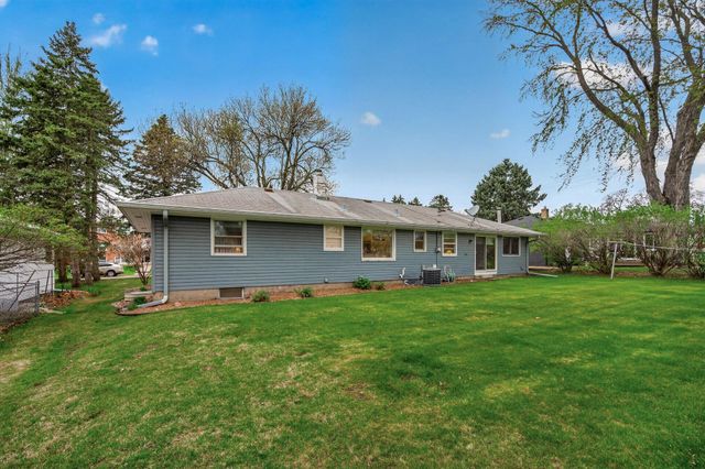 1710 Fry Street, Falcon Heights, MN 55113