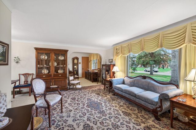 1710 Fry Street, Falcon Heights, MN 55113