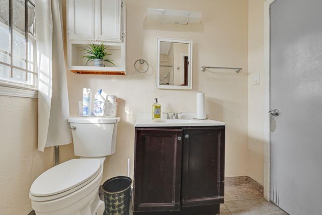 7226 Wiley Road, Houston, TX 77016