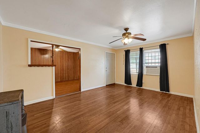 7226 Wiley Road, Houston, TX 77016