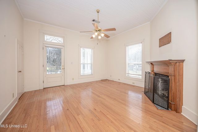 1209 Calhoun Street, Ocean Springs, MS 39564