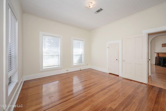 1209 Calhoun Street, Ocean Springs, MS 39564