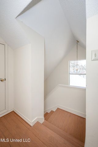 1209 Calhoun Street, Ocean Springs, MS 39564