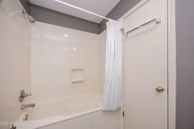 1209 Calhoun Street, Ocean Springs, MS 39564