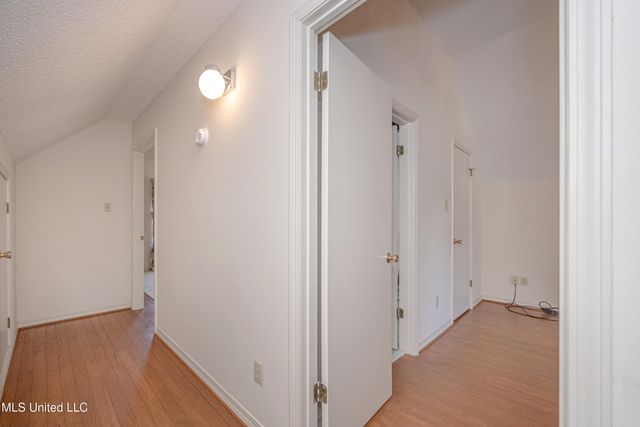 1209 Calhoun Street, Ocean Springs, MS 39564