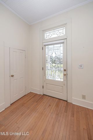1209 Calhoun Street, Ocean Springs, MS 39564