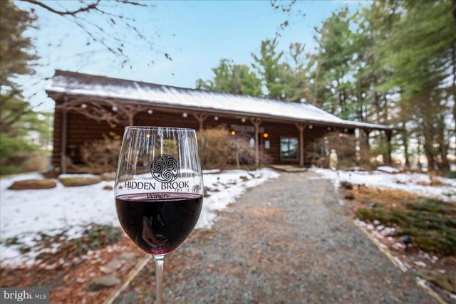 43301 SPINKS FERRY RD, Leesburg, VA 20176