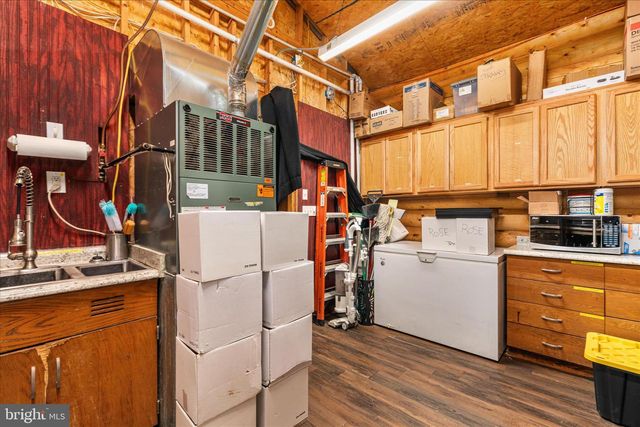 43301 SPINKS FERRY RD, Leesburg, VA 20176