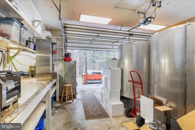 43301 SPINKS FERRY RD, Leesburg, VA 20176