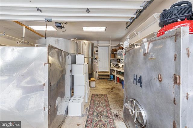 43301 SPINKS FERRY RD, Leesburg, VA 20176