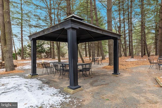 43301 SPINKS FERRY RD, Leesburg, VA 20176