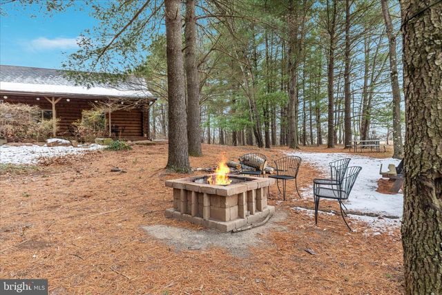 43301 SPINKS FERRY RD, Leesburg, VA 20176