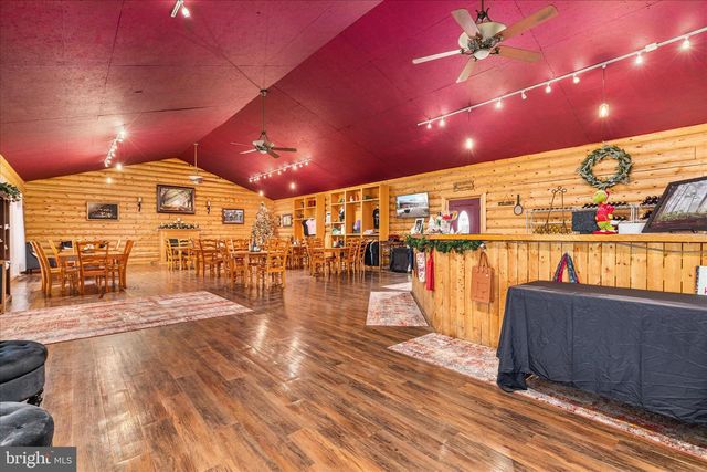 43301 SPINKS FERRY RD, Leesburg, VA 20176