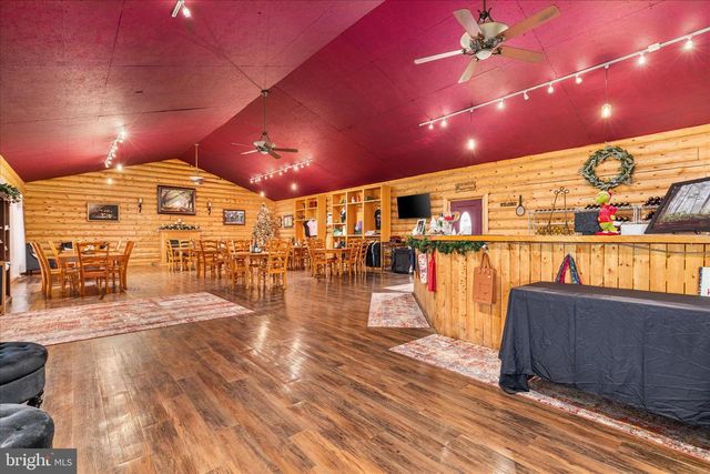 43301 SPINKS FERRY RD, Leesburg, VA 20176