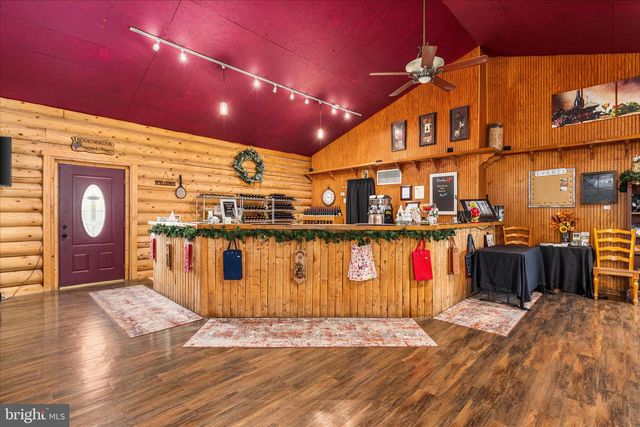 43301 SPINKS FERRY RD, Leesburg, VA 20176