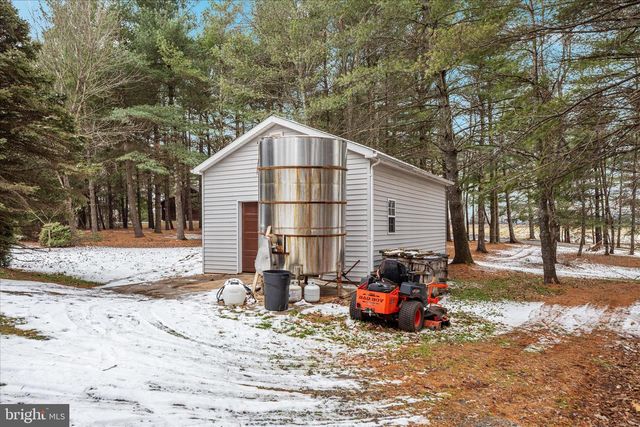 43301 SPINKS FERRY RD, Leesburg, VA 20176