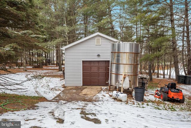 43301 SPINKS FERRY RD, Leesburg, VA 20176