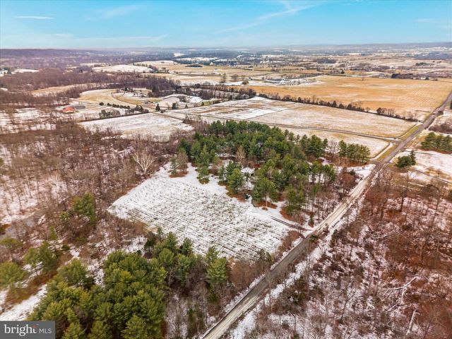 43301 SPINKS FERRY RD, Leesburg, VA 20176