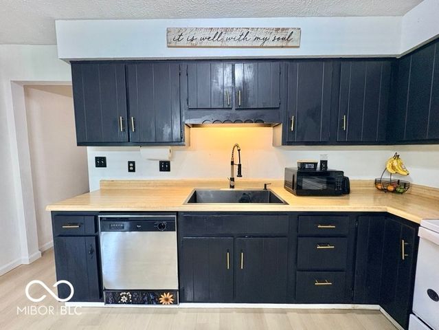 638 Hickory Drive, Danville, IN 46122