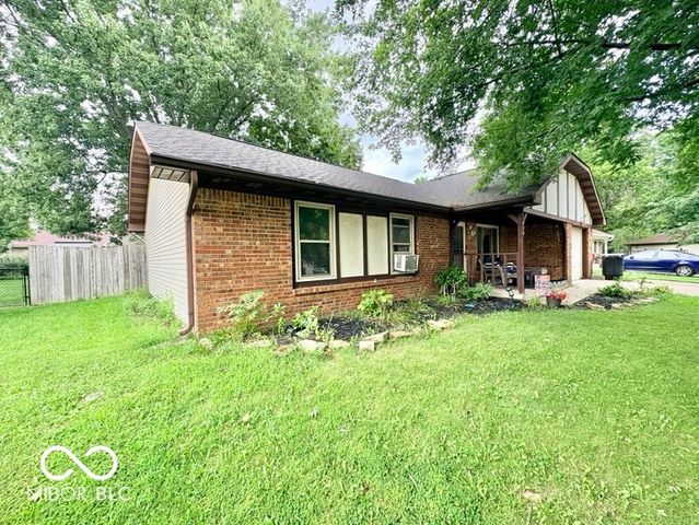 638 Hickory Drive, Danville, IN 46122
