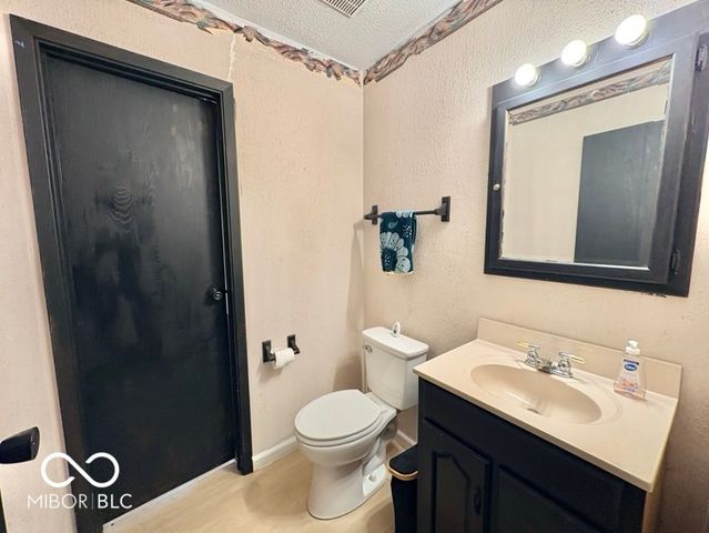 638 Hickory Drive, Danville, IN 46122