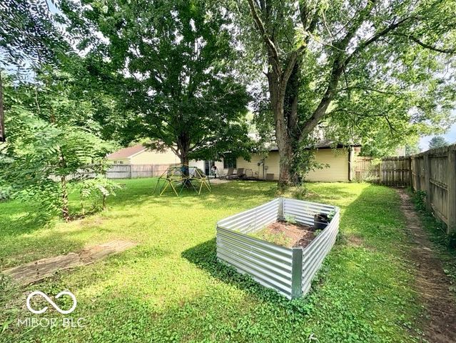 638 Hickory Drive, Danville, IN 46122
