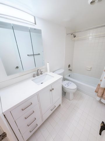 3930 Inverrary Boulevard 303, Lauderhill, FL 33319