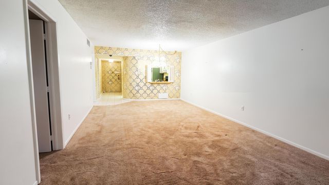3930 Inverrary Boulevard 303, Lauderhill, FL 33319