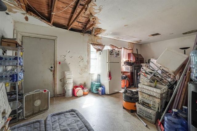 260 LONGWOOD DRIVE, Osteen, FL 32764