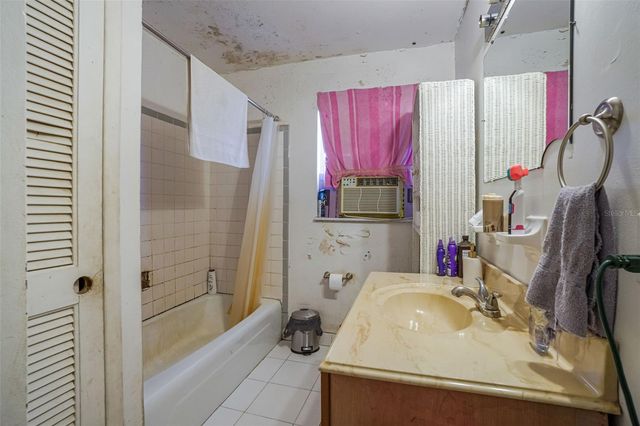 260 LONGWOOD DRIVE, Osteen, FL 32764