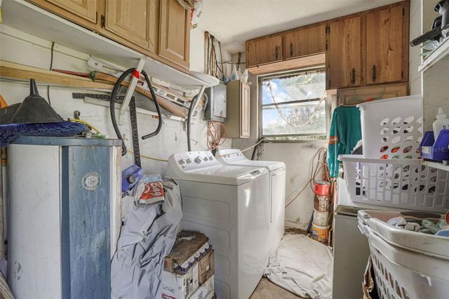 260 LONGWOOD DRIVE, Osteen, FL 32764