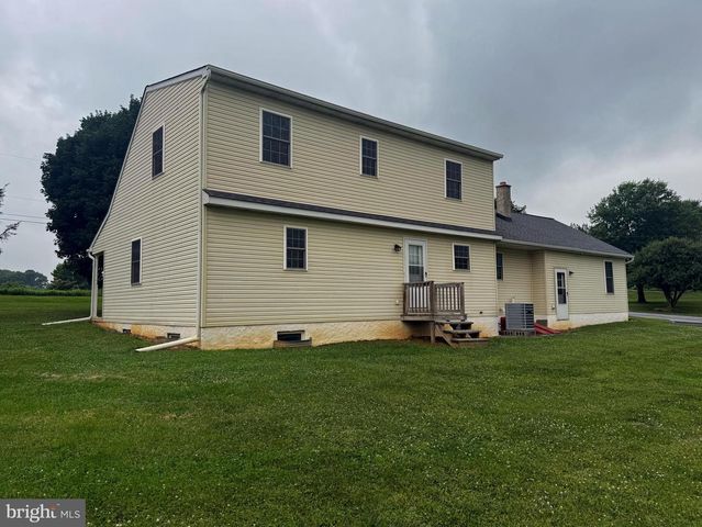 203 HONEYSUCKLE RD, Nottingham, PA 19362