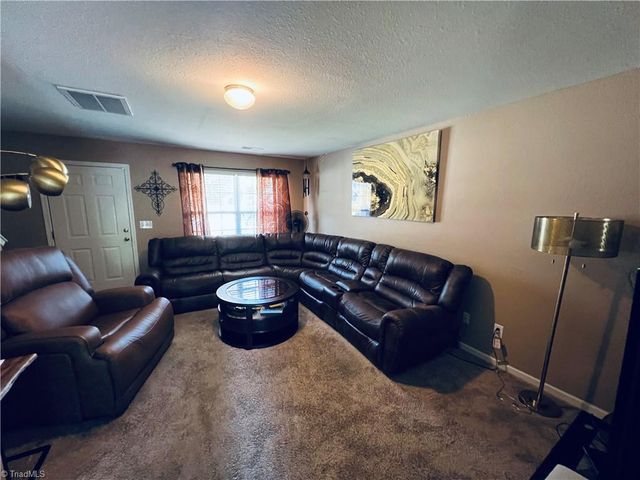 1578 Zeverly Street, Winston-salem, NC 27127