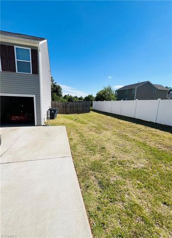 1578 Zeverly Street, Winston-salem, NC 27127